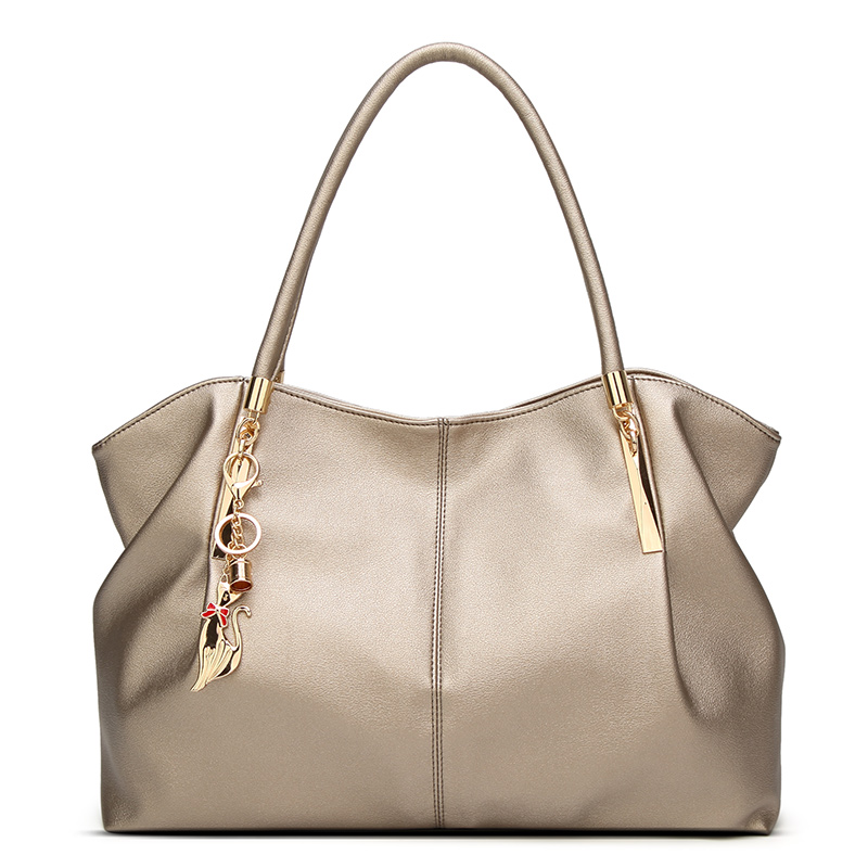 Women Bags Coach - Modna i uniwersalna torba typu tote