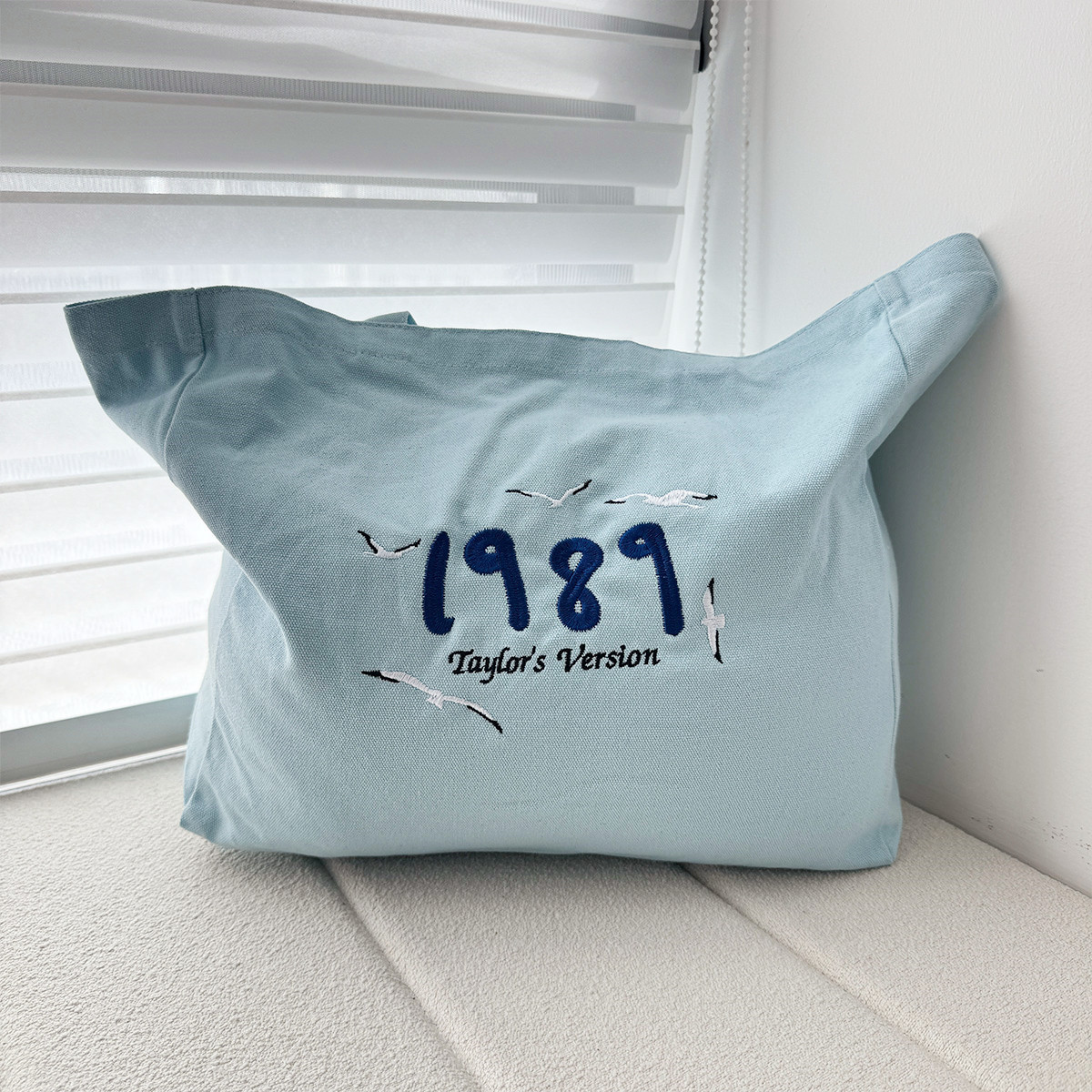 Wersja Taylor z 1989 haftowany – Women Bags Ck recenzja i cena